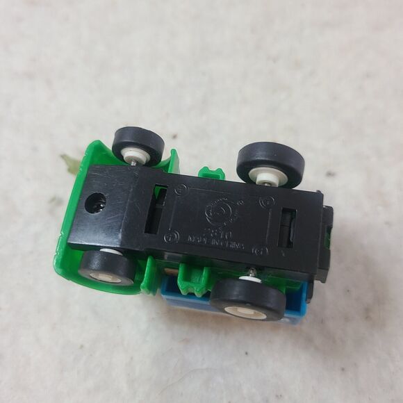 Lot Of (8) JOYIN Pull Back City Cars and Trucks Toy Vehicles Set (W/Eyes) - Picture 16 of 16